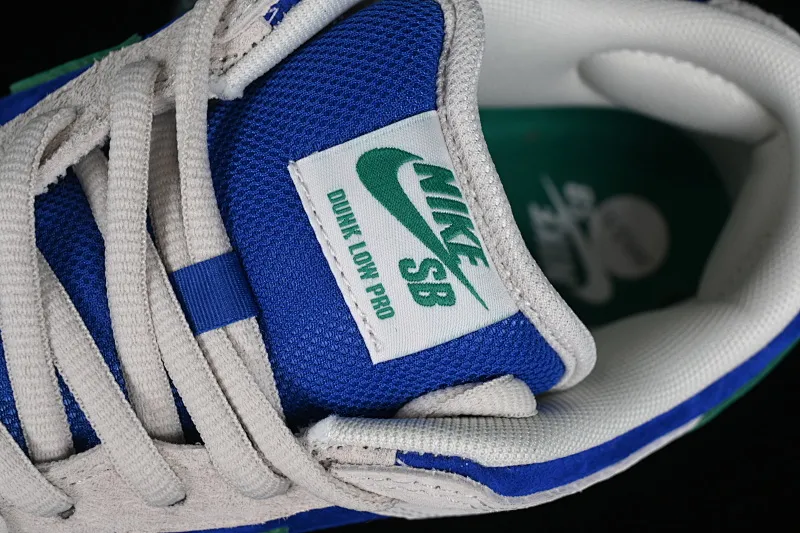 All Categories Nk SB Dunk Series Nk SB Dunk Low Low-top sneakers Nk SB Dunk Low "Hyper Royal" Teenage Mutant Ninja Turtles Leonardo SB low-top casual sneakers HF3704-001
